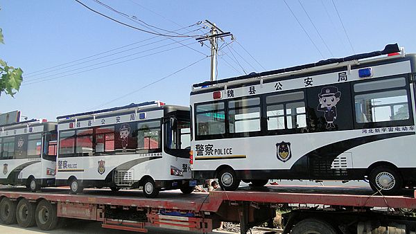 魏縣購(gòu)置移動(dòng)警務(wù)室首批發(fā)車(chē)