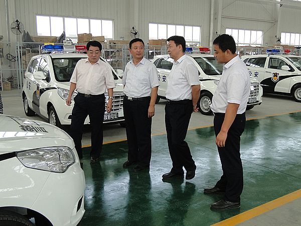 環(huán)保局領(lǐng)導參觀河北新宇宙電動車有限公司