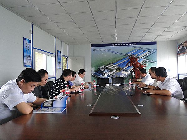 環(huán)保局領(lǐng)導參觀河北新宇宙電動車有限公司