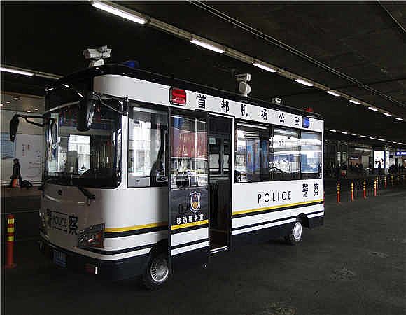 北京首都機(jī)場警務(wù)室發(fā)車儀式