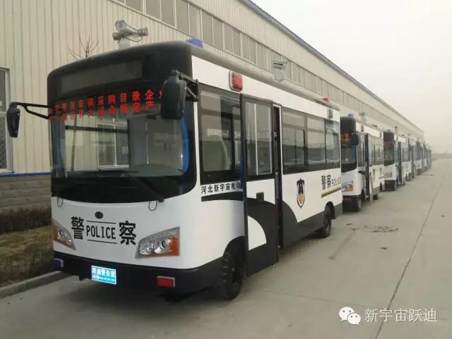 躍迪移動警務(wù)室發(fā)車新疆喀什—加速推進(jìn)治安維護(hù)