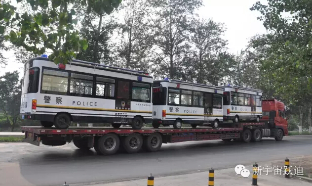 保定躍迪移動警務(wù)室批量發(fā)車，全方位零距離服務(wù)群眾