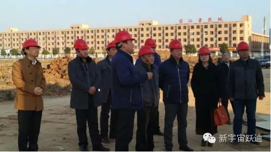 安徽省皖西南經(jīng)濟(jì)發(fā)展促進(jìn)會領(lǐng)導(dǎo)一行視察安慶安達(dá)爾汽車制造有限公司
