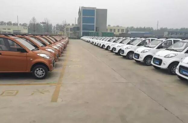 躍迪電動汽車批量發(fā)車滄州——軍工品質，是您購買首選