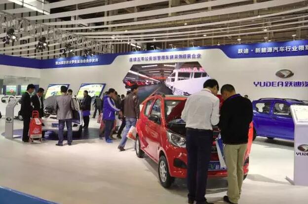 躍迪汽車強(qiáng)勢(shì)登錄南京新能源汽車展，引領(lǐng)行業(yè)發(fā)展新軌道