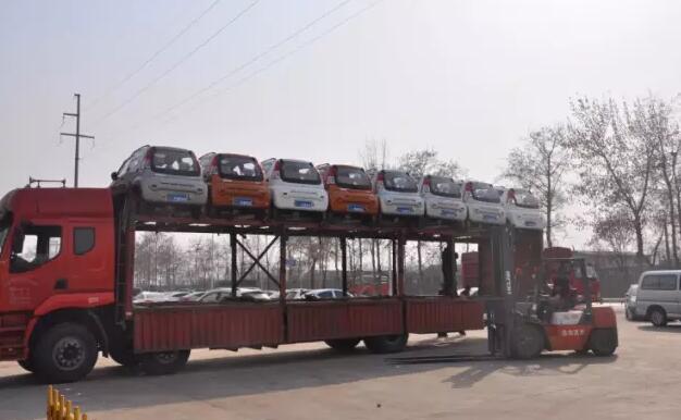 躍迪電動汽車批量發(fā)車廣西—躍迪，您身邊的電動汽車生產(chǎn)專家