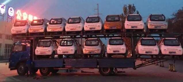躍迪電動汽車批量發(fā)車邢臺——同呼吸，共行動