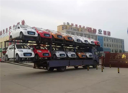 電動(dòng)轎車(chē)