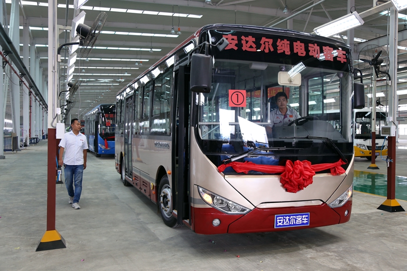 電動(dòng)客車(chē)