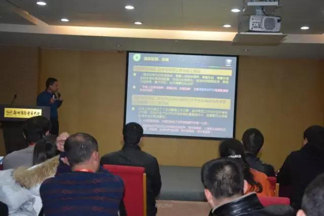 躍迪智能家族集結(jié)亮相鄭州展，萬人見證，共贏未來
