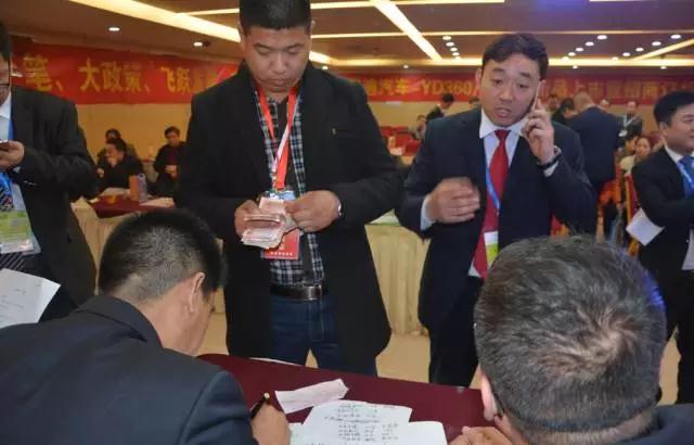 躍迪智能家族集結(jié)亮相鄭州展，萬人見證，共贏未來