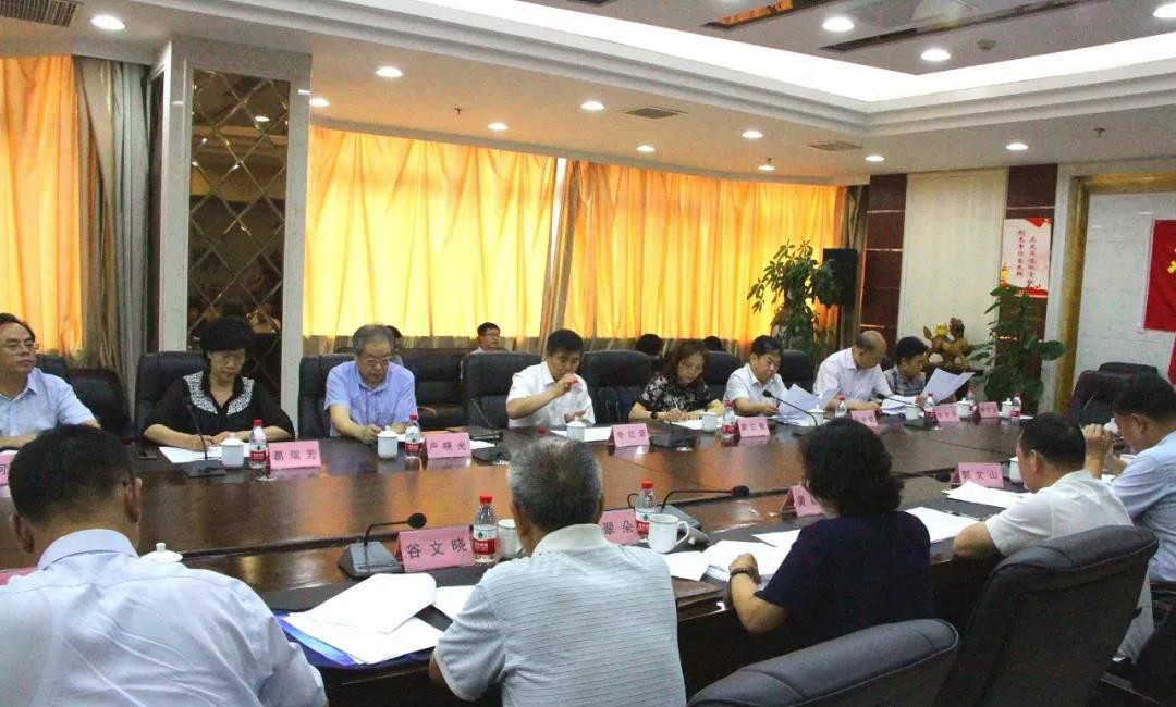 河北省政協(xié)常委、躍迪集團(tuán)董事長(zhǎng)呂洪濤出席省政協(xié)重點(diǎn)提案督辦座談會(huì)