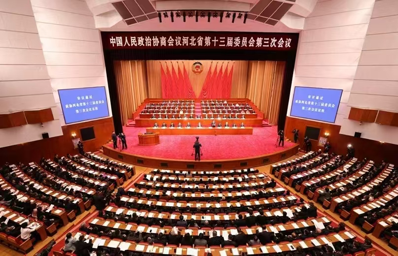河北省政協(xié)十三屆三次會議開幕：河北省政協(xié)委員、躍迪集團董事長呂洪濤參加會議并接受采訪